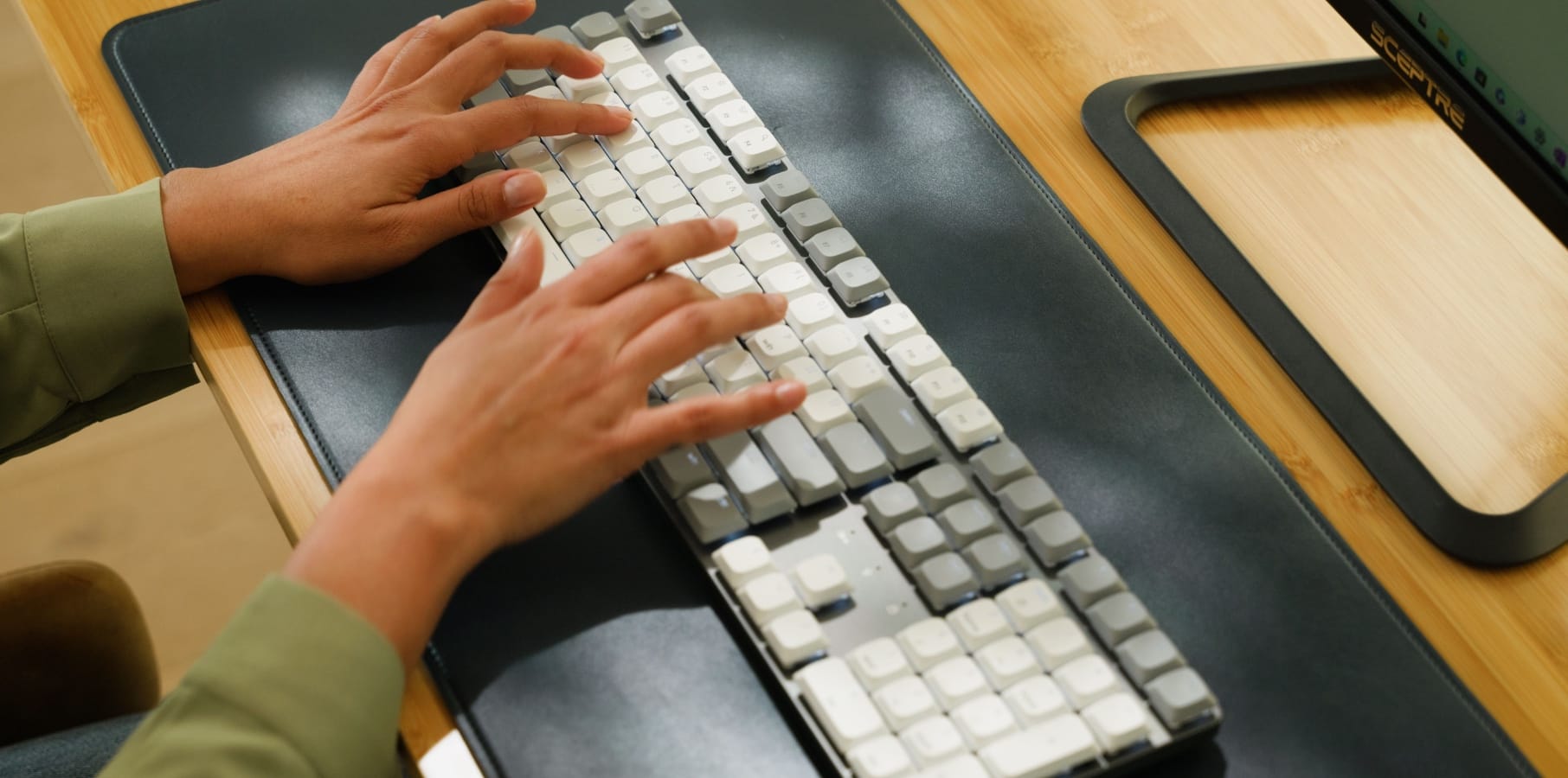 Satechi’s latest mechanical keyboard might be the greatest addition to ...