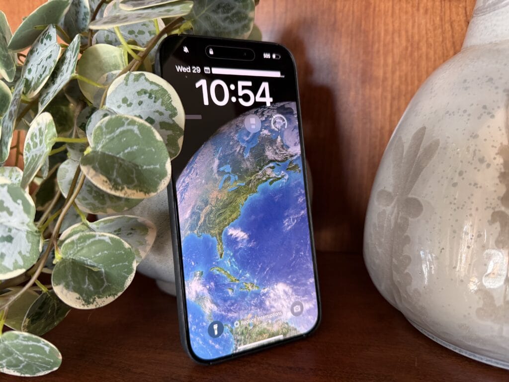 iOS 18.5 beta 3 now available to developers with these changes