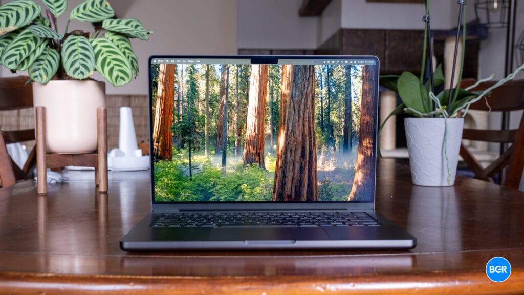 Apple’s M5 MacBook Pro won’t arrive until 2026