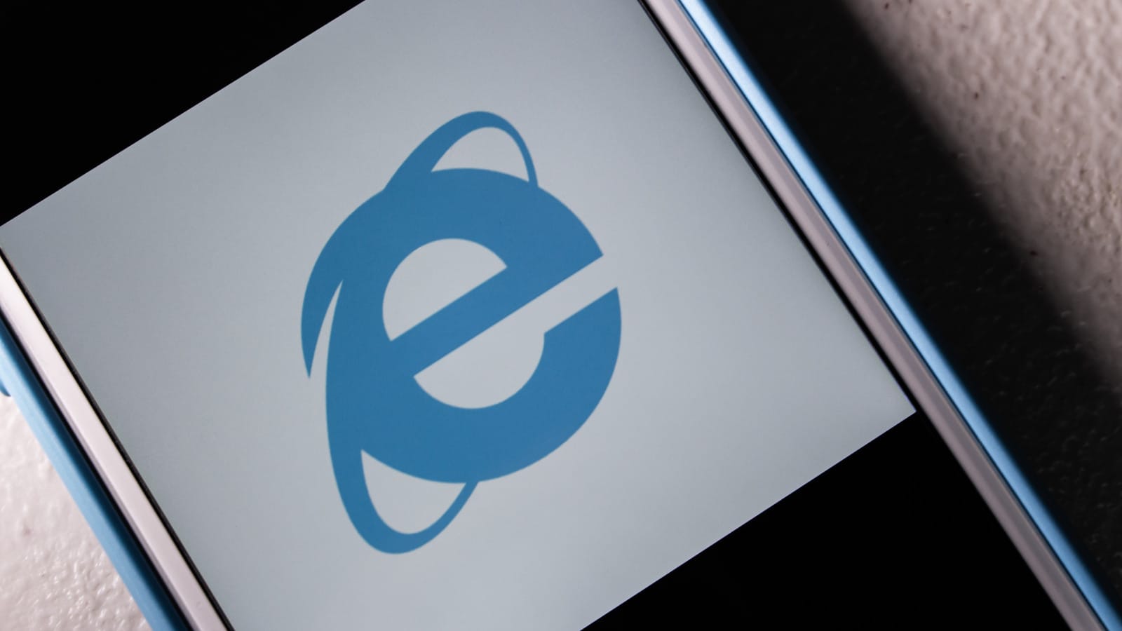 Why Microsoft Discontinued Explorer After Almost 30 Years